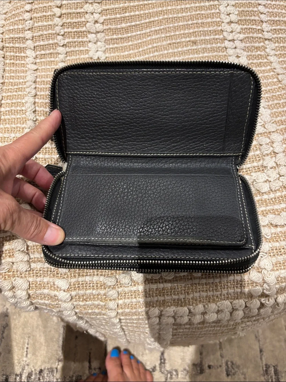 Dooney & Bourke Black Pebbled Leather Zip Card Holder